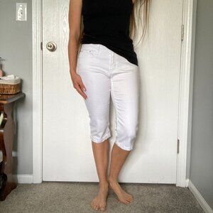 Natural Reflections white skinny bermuda/capri shorts
